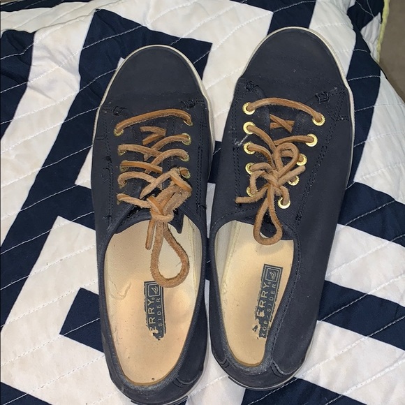 Women’s Navy Sperry Shoe - Picture 1 of 5